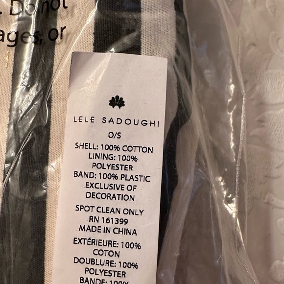 NWT Lele Sadoughi - Beaded Edge Knotted Headband Black White - Picture 3 of 3